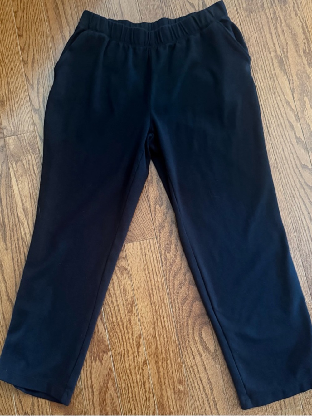 Women’s Land’s End Medium Petite Sport Knit Black Pull-On Everyday Pants